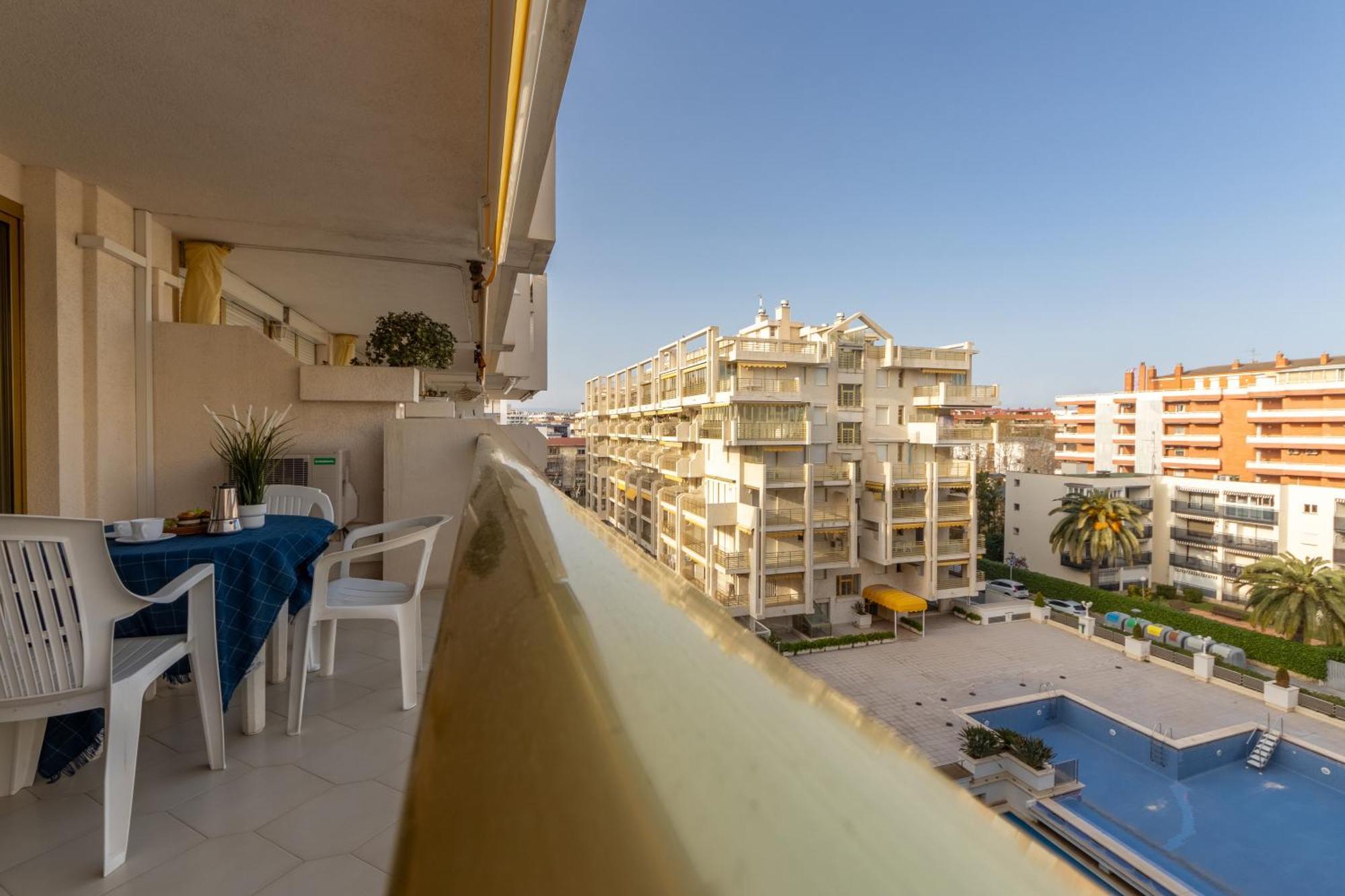 Apartamento Novelty III Arysal 4 Salou Exterior foto