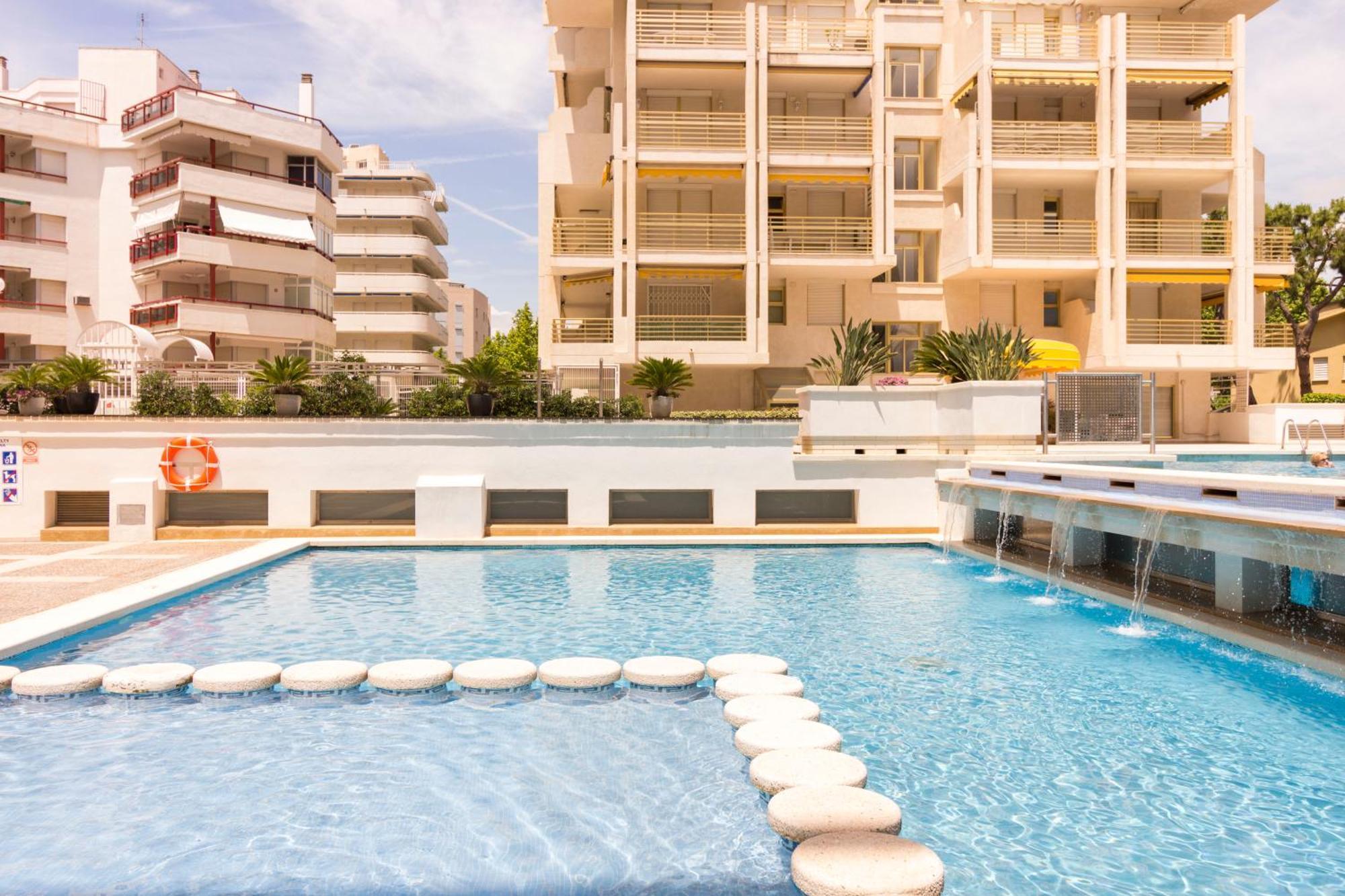 Apartamento Novelty III Arysal 4 Salou Exterior foto