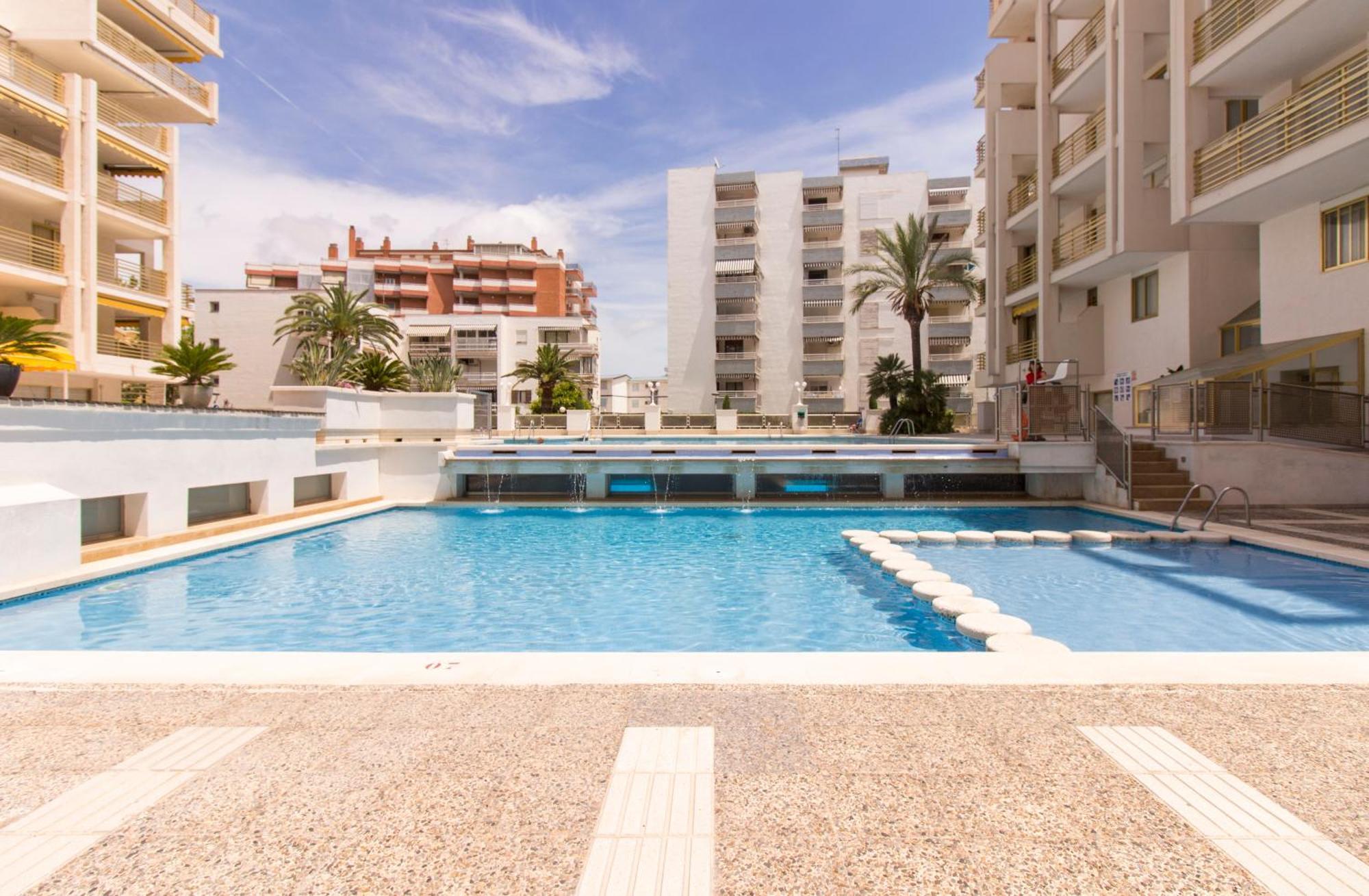 Apartamento Novelty III Arysal 4 Salou Exterior foto